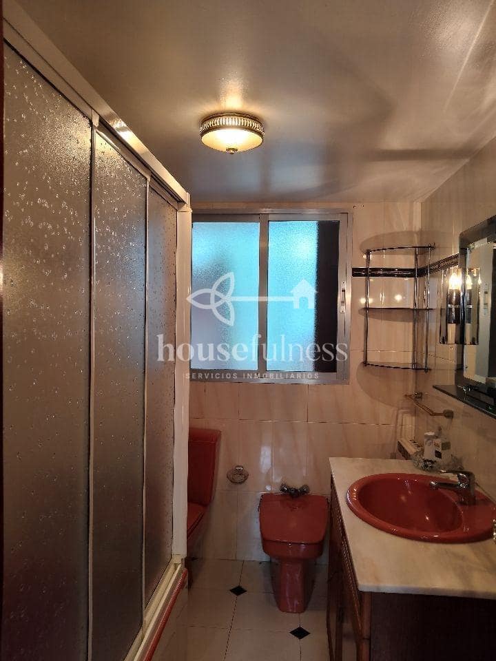3 bedroom Flat for rent in Ferrol with pool garage - € 700 (Ref: 9830749)