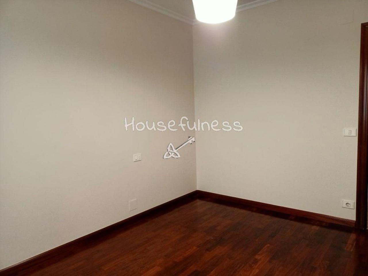 3 bedroom Flat for rent in Naron - € 600 (Ref: 9833329)