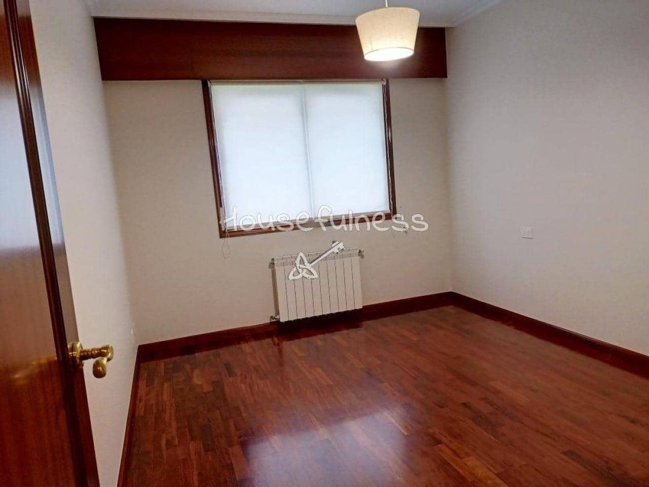 3 bedroom Flat for rent in Naron - € 600 (Ref: 9833329)