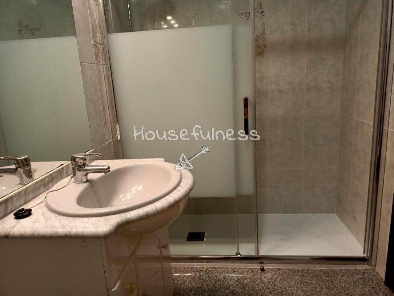 3 bedroom Flat for rent in Naron - € 600 (Ref: 9833329)