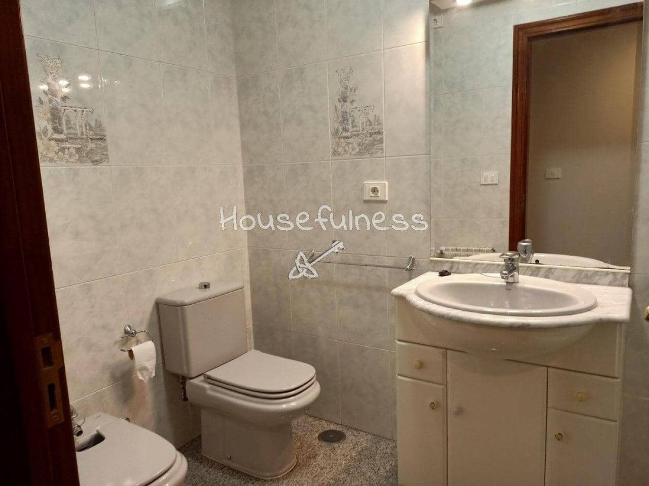 3 bedroom Flat for rent in Naron - € 600 (Ref: 9833329)