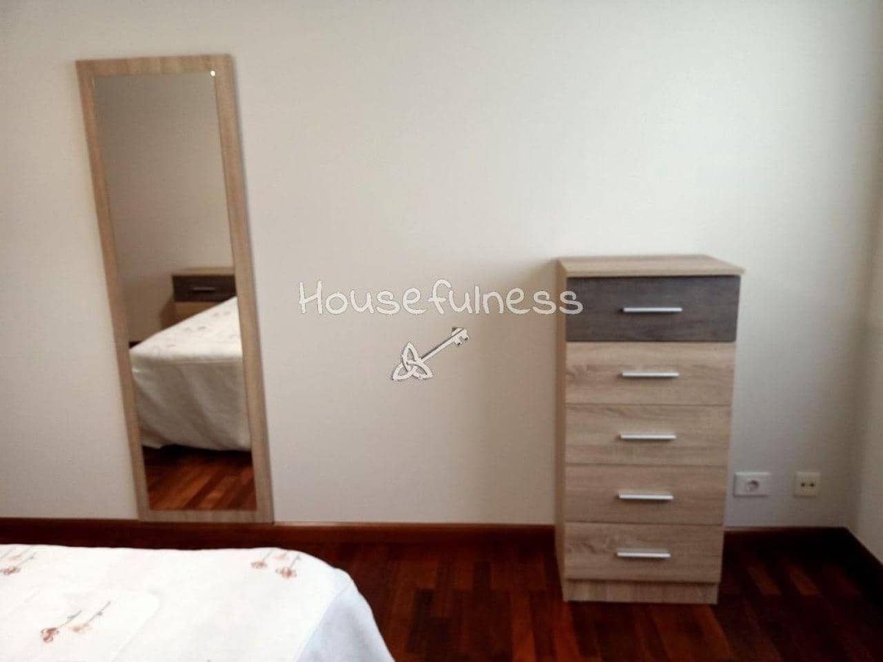 3 bedroom Flat for rent in Naron - € 600 (Ref: 9833329)