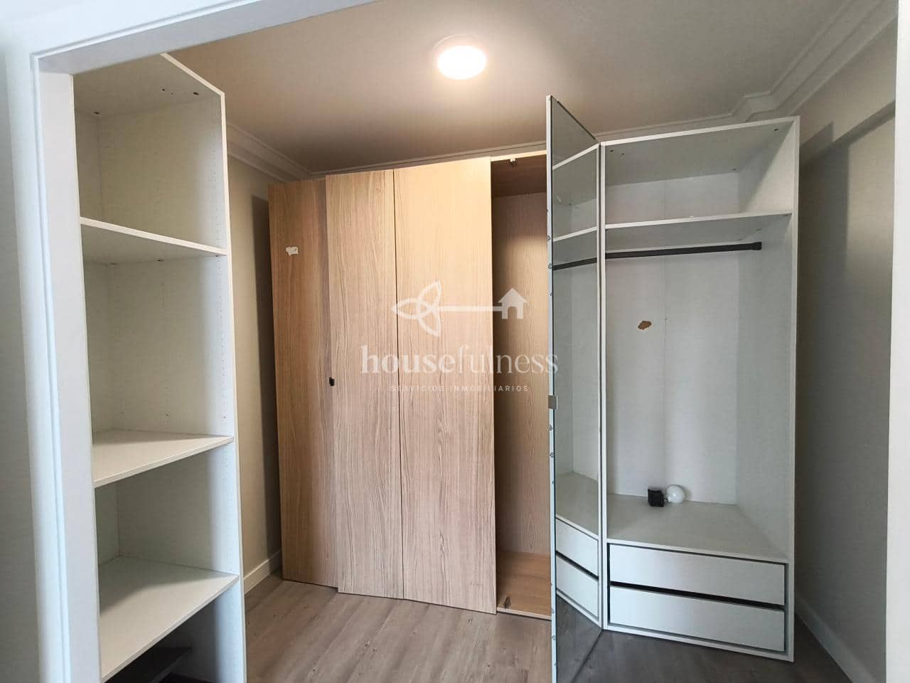 3 bedroom Flat for sale in Ferrol - € 110,000 (Ref: 9833330)
