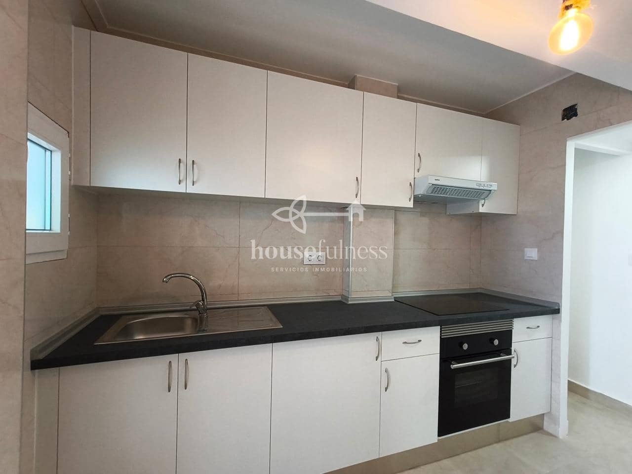 3 bedroom Flat for sale in Ferrol - € 110,000 (Ref: 9833330)