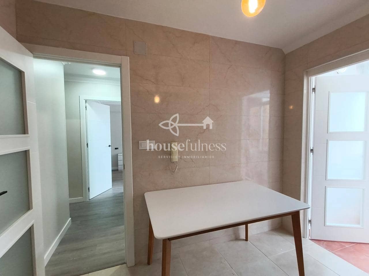3 bedroom Flat for sale in Ferrol - € 110,000 (Ref: 9833330)