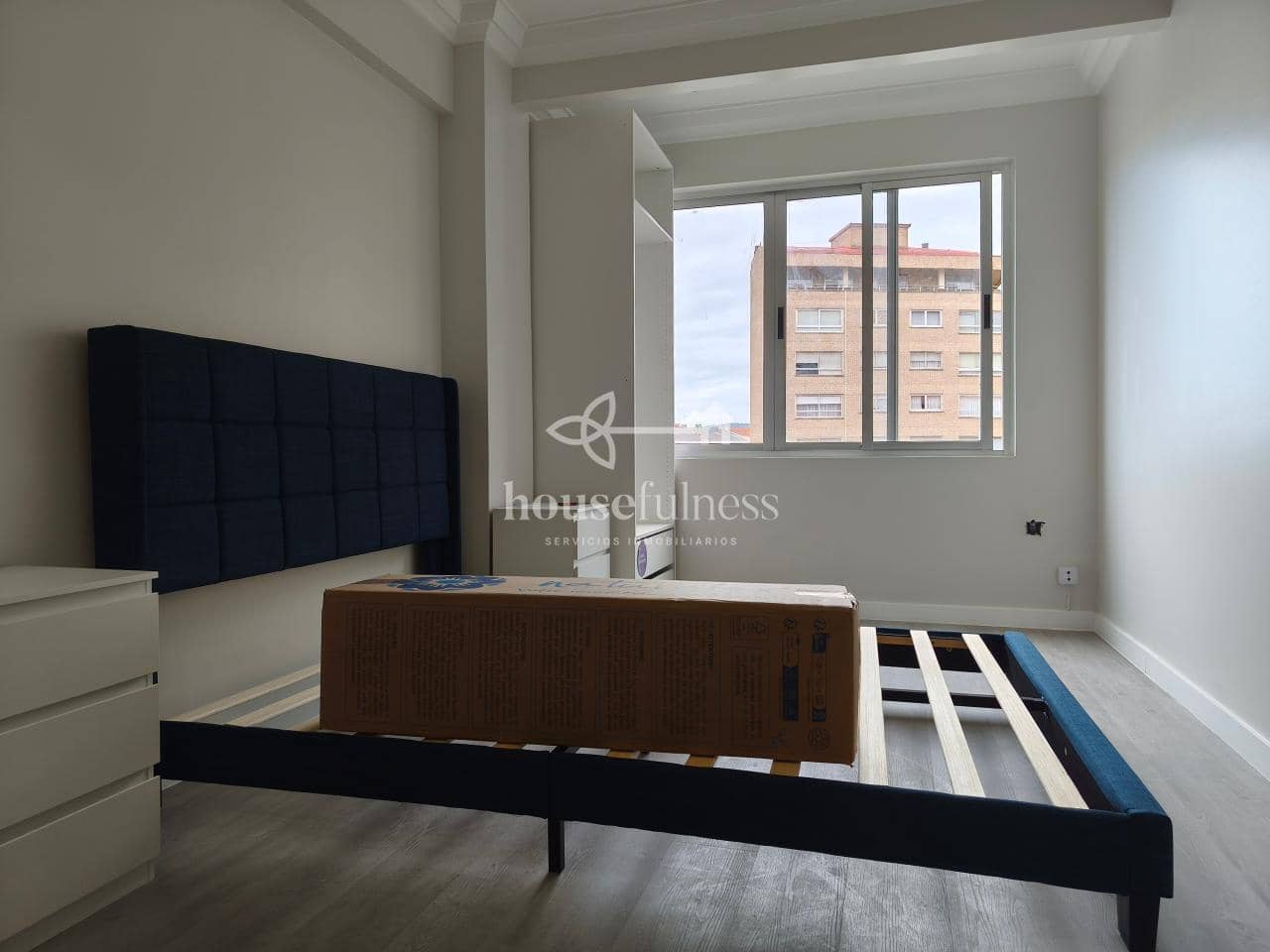 3 bedroom Flat for sale in Ferrol - € 110,000 (Ref: 9833330)
