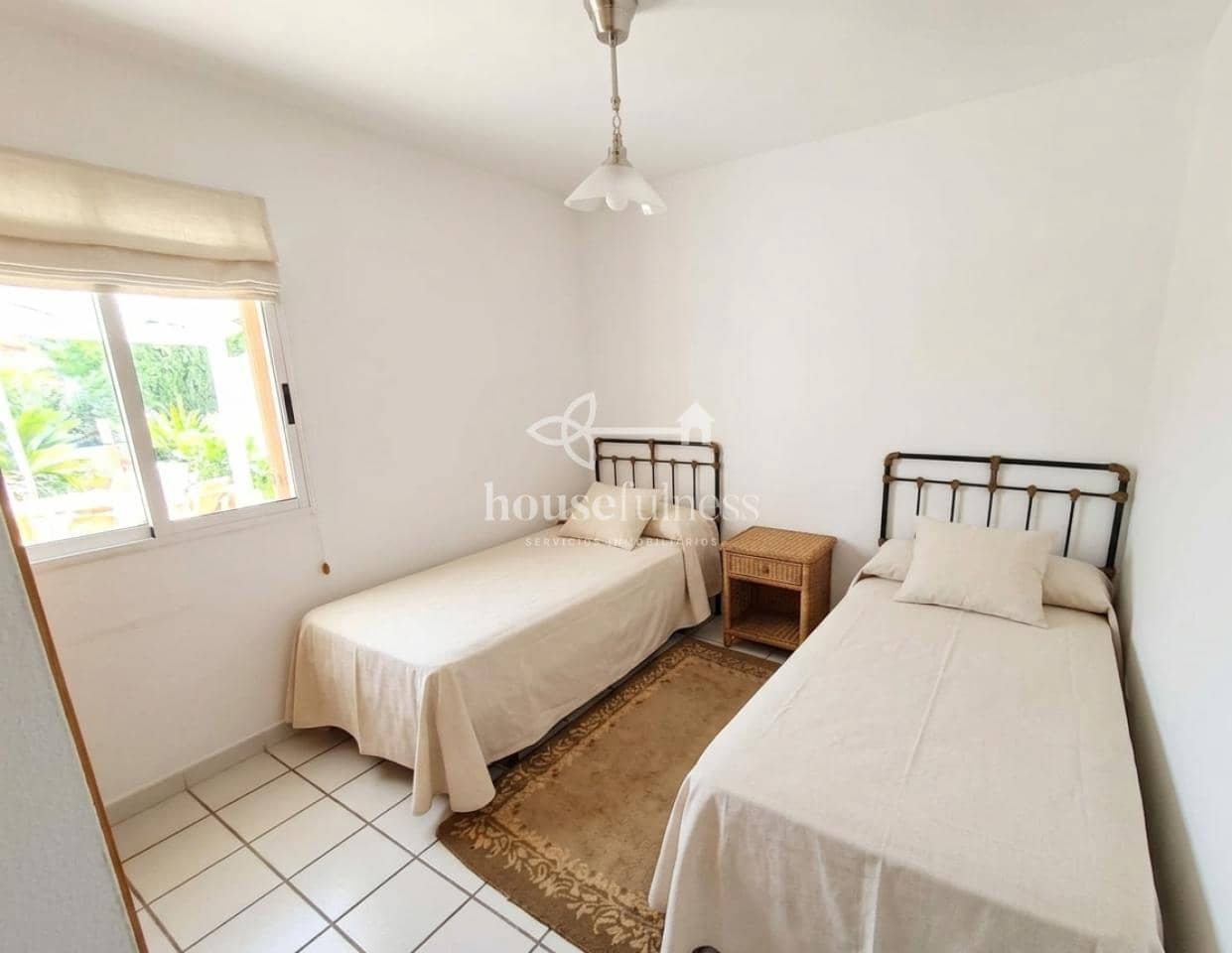 Casa de 2 habitaciones en Ribadumia en venta con piscina garaje - 300.000 € (Ref: 9845059)