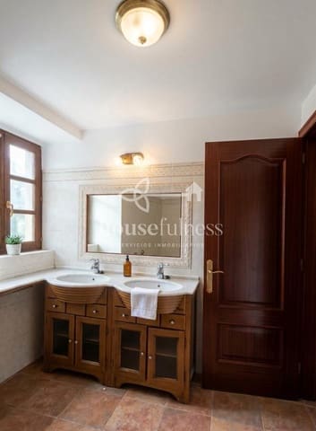 3 soveværelse Byhus til salg i Ferrol - € 299.000 (Ref: 9884060)