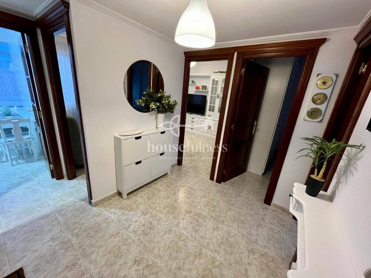2 Zimmer Wohnung zu vermieten in Naron mit Garage - 600 € (Ref: 9891779)