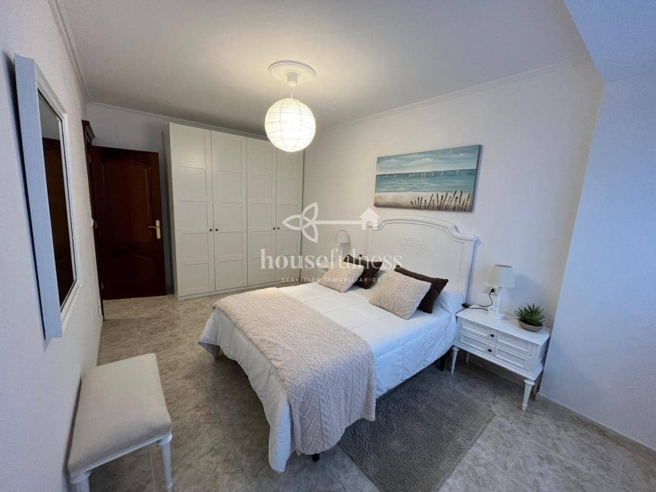 2 Zimmer Wohnung zu vermieten in Naron mit Garage - 600 € (Ref: 9891779)