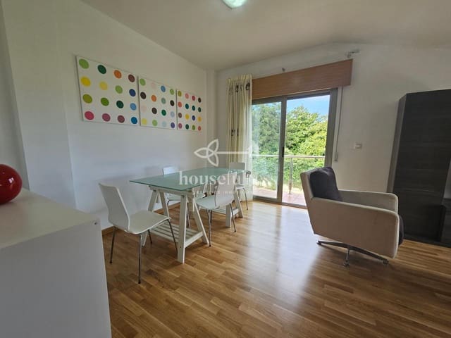 2 bedroom Flat for sale in Mugardos with pool garage - € 145,000 (Ref: 9893765)