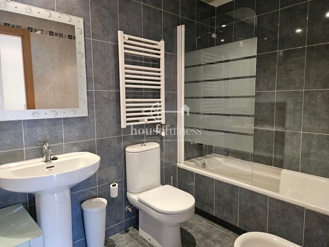 2 bedroom Flat for sale in Mugardos with pool garage - € 145,000 (Ref: 9893765)