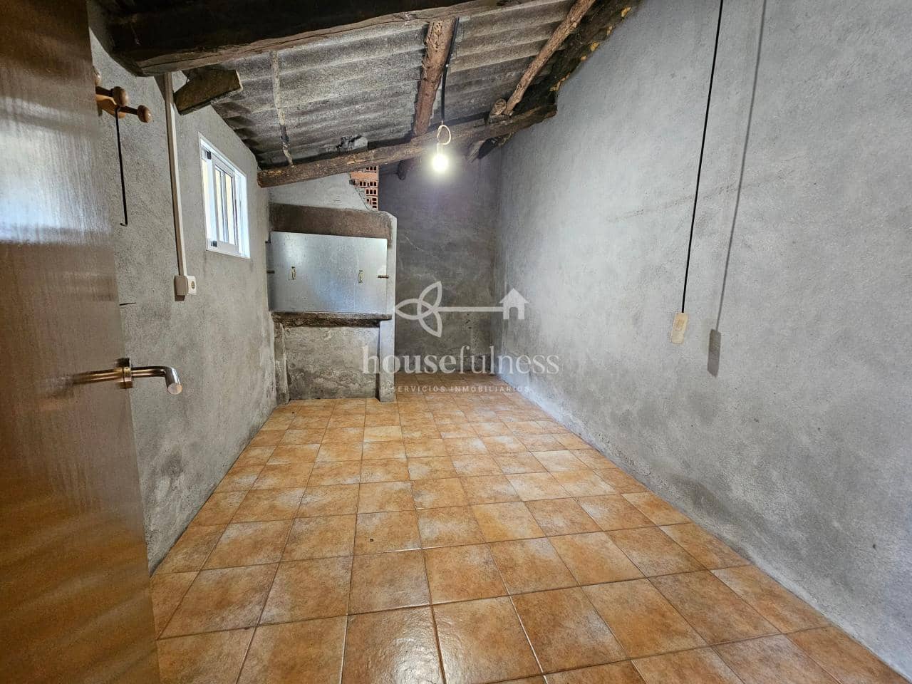 3 bedroom Townhouse for sale in Moeche with garage - € 69,000 (Ref: 9896186)