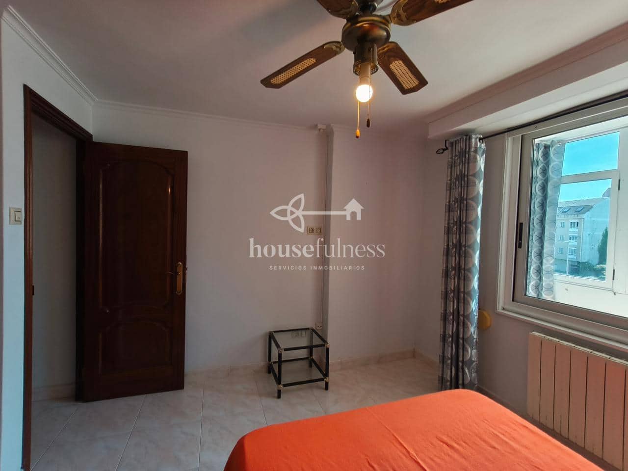Piso de 3 habitaciones en Ferrol en venta - 137.000 € (Ref: 9896187)