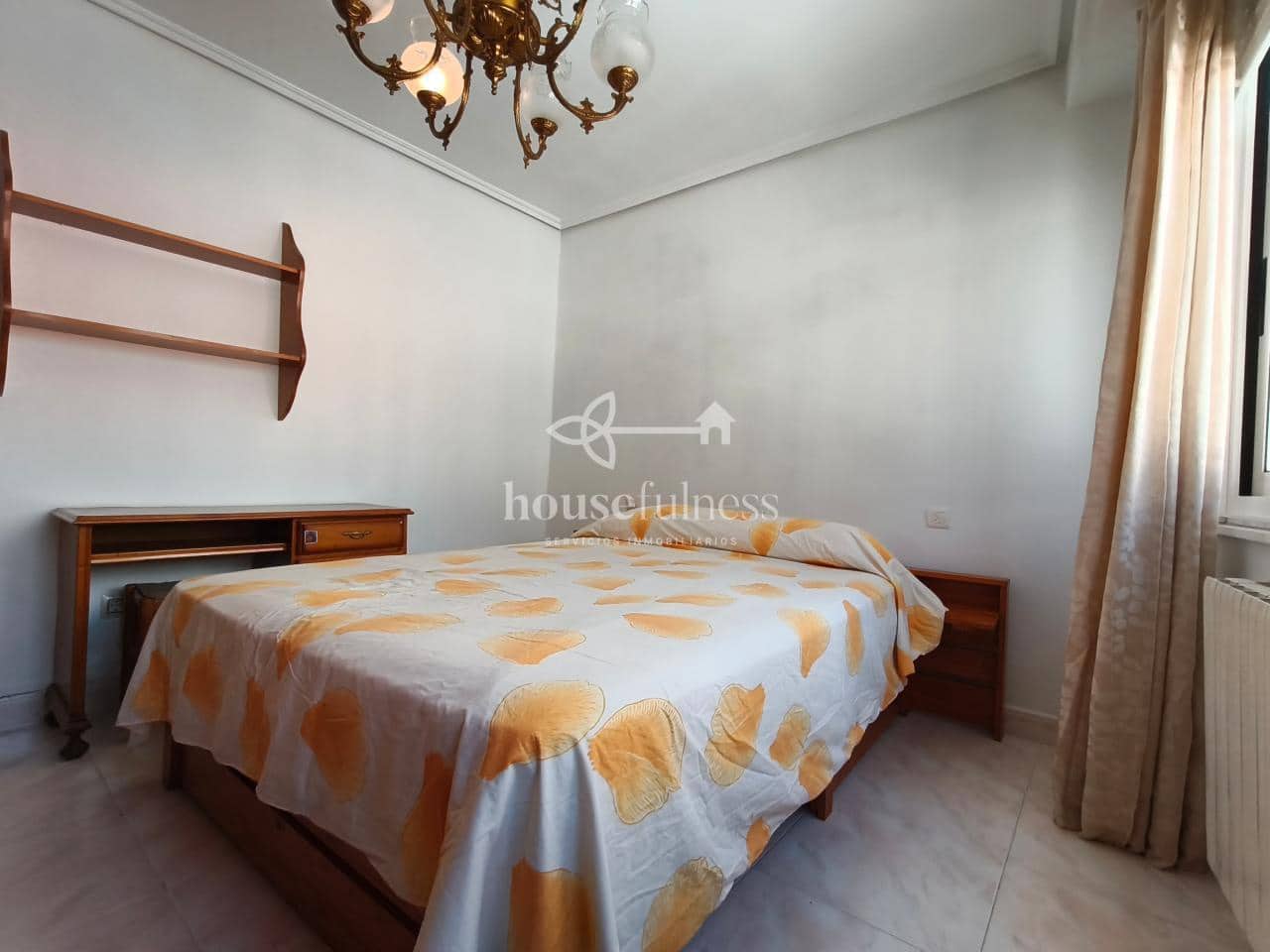 Piso de 3 habitaciones en Ferrol en venta - 137.000 € (Ref: 9896187)