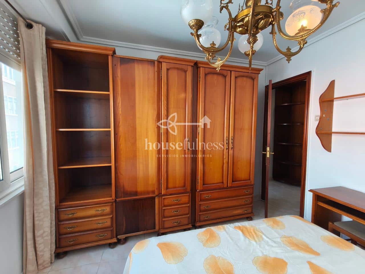 Piso de 3 habitaciones en Ferrol en venta - 137.000 € (Ref: 9896187)