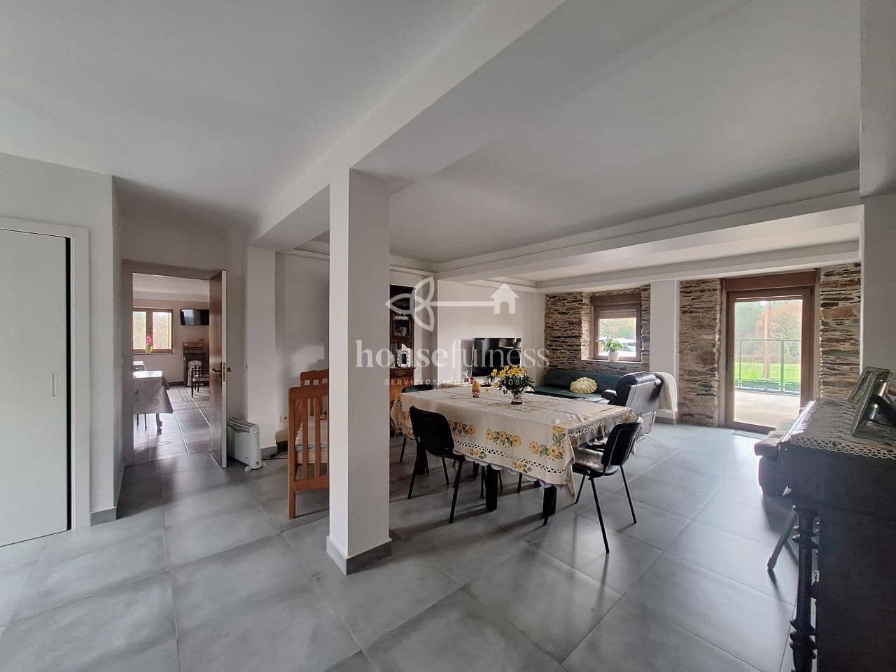 Chalet de 6 habitaciones en Narón en venta con garaje - 465.000 € (Ref: 9898942)