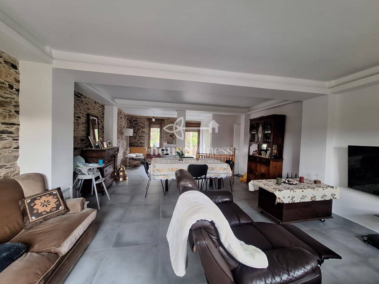 Chalet de 6 habitaciones en Narón en venta con garaje - 465.000 € (Ref: 9898942)