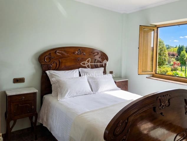 6 bedroom Villa for sale in Narón with garage - € 465,000 (Ref: 9898942)