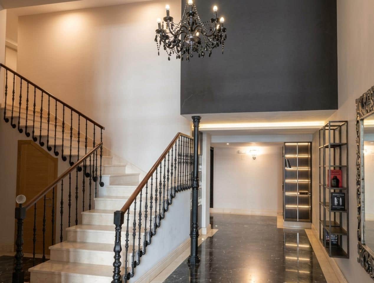 Piso de 2 habitaciones en Ferrol en alquiler con garaje - 800 € (Ref: 9903804)