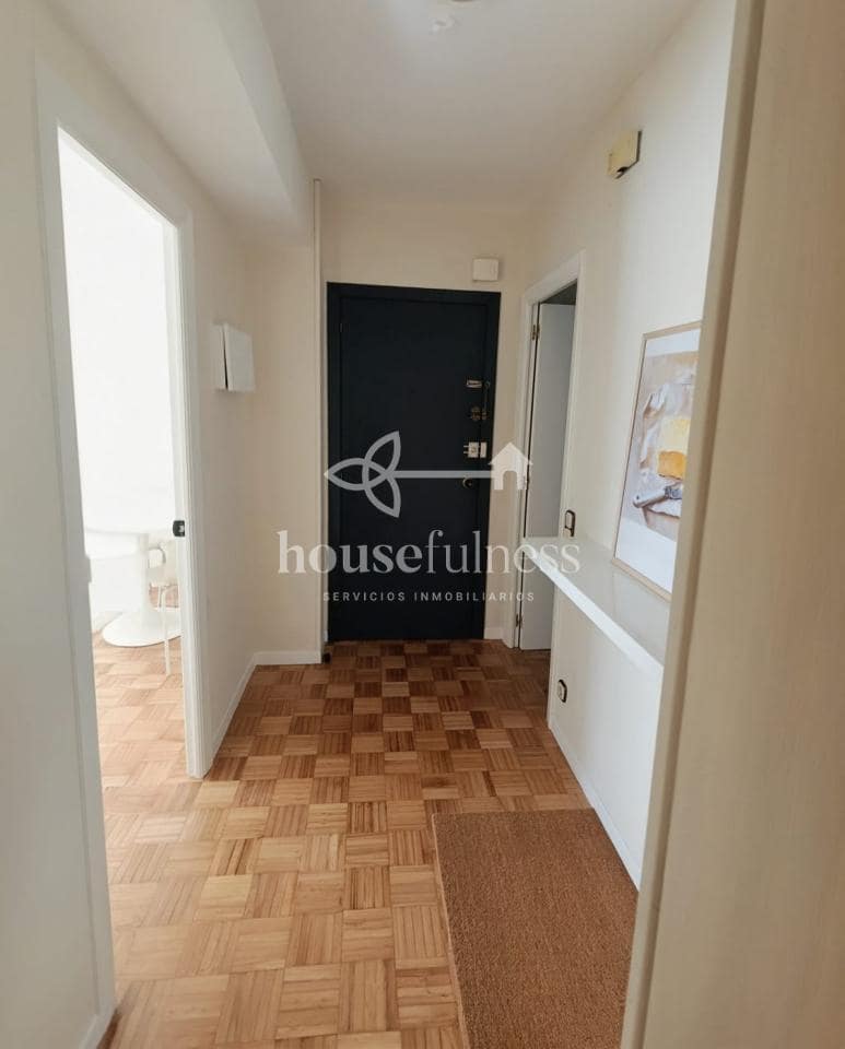 3 bedroom Flat for sale in Ferrol with garage - € 140,000 (Ref: 9903805)