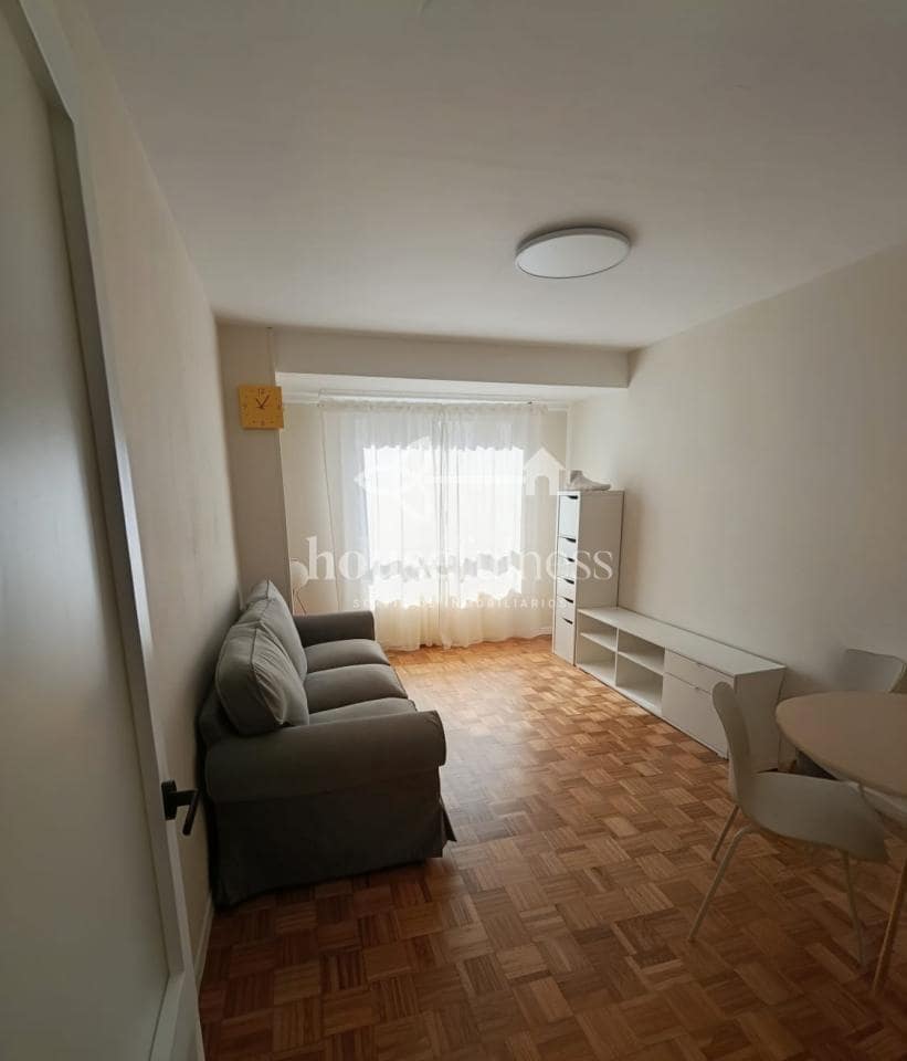 3 bedroom Flat for sale in Ferrol with garage - € 140,000 (Ref: 9903805)