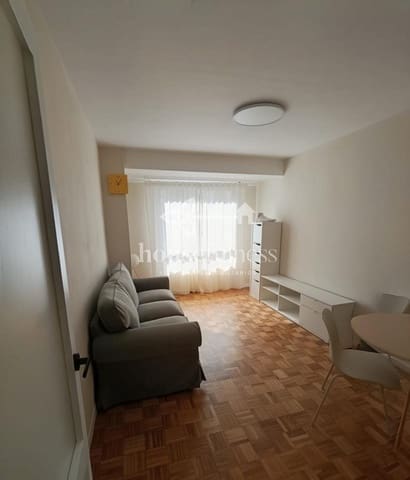 3 bedroom Flat for sale in Ferrol with garage - € 140,000 (Ref: 9903805)