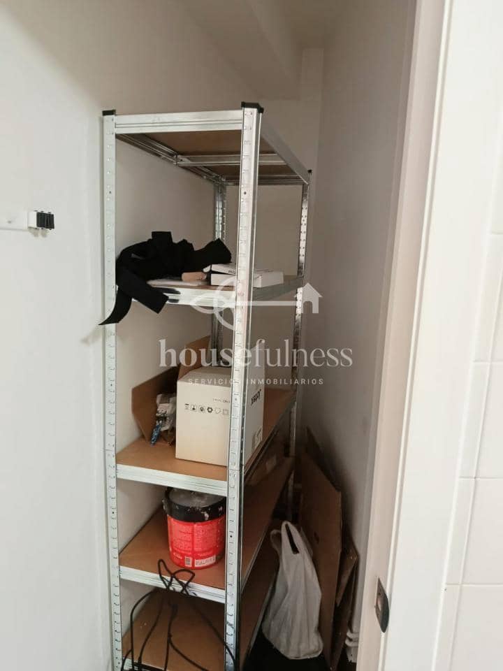 3 bedroom Flat for sale in Ferrol with garage - € 140,000 (Ref: 9903805)