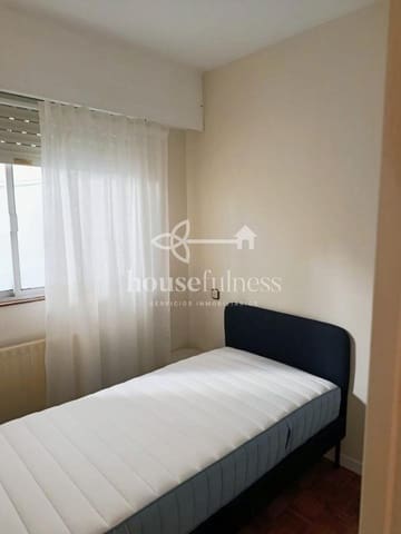 3 bedroom Flat for sale in Ferrol with garage - € 140,000 (Ref: 9903805)