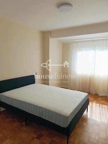 3 bedroom Flat for sale in Ferrol with garage - € 140,000 (Ref: 9903805)
