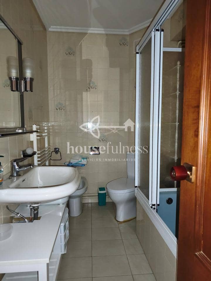 2 sovrum Lägenhet till salu i Ferrol - 95 000 € (Ref: 9907126)