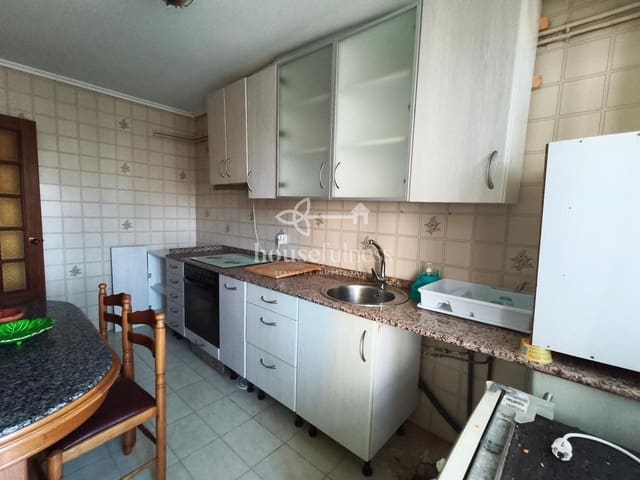 2 sovrum Lägenhet till salu i Ferrol - 95 000 € (Ref: 9907126)