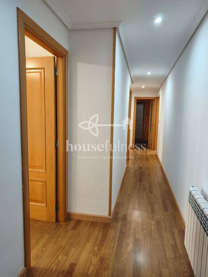 2 slaapkamer Flat te koop in Ferrol met garage - € 155.000 (Ref: 9907127)