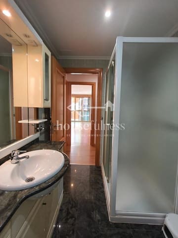 2 slaapkamer Flat te koop in Ferrol met garage - € 155.000 (Ref: 9907127)
