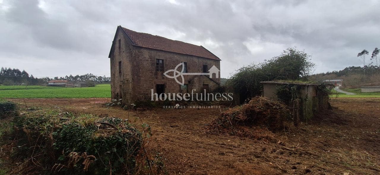 Townhouse for sale in Monfero - € 73,000 (Ref: 9912549)