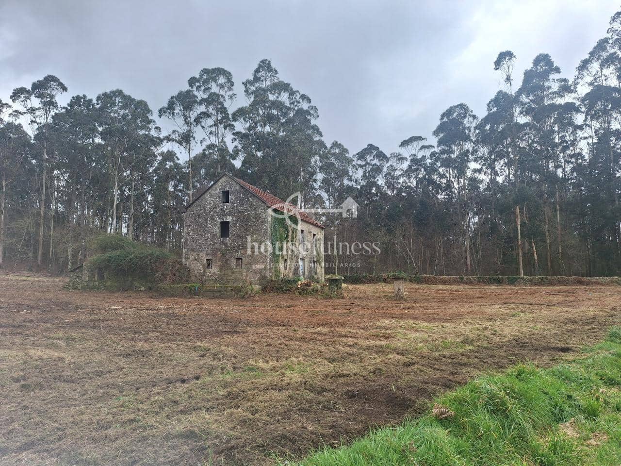 Townhouse for sale in Monfero - € 73,000 (Ref: 9912549)