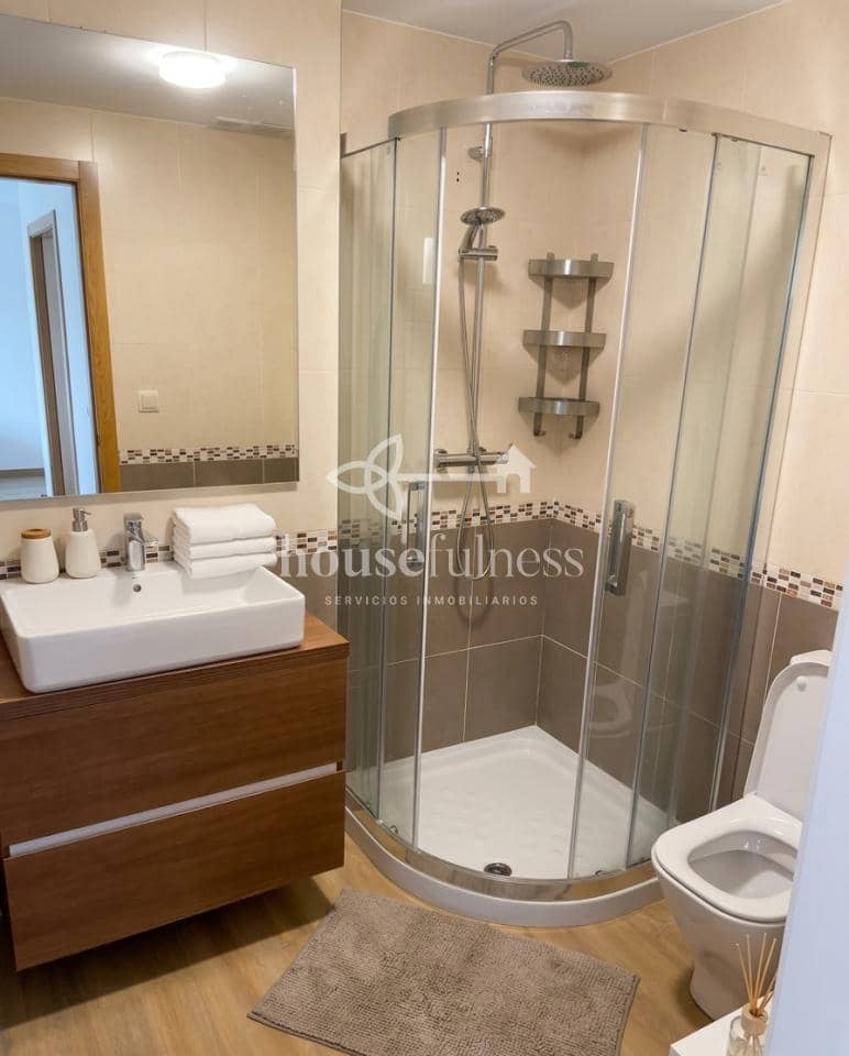 Piso de 2 habitaciones en Sanxenxo en venta con piscina garaje - 246.170 € (Ref: 9919812)