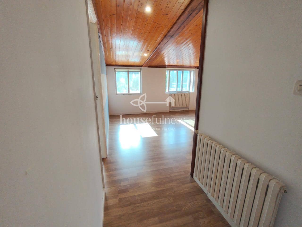 5 bedroom Townhouse for sale in Neda with garage - € 315,000 (Ref: 9921733)