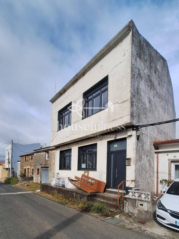 4 bedroom Townhouse for sale in Naron - € 280,000 (Ref: 9928766)