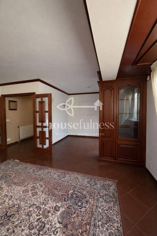 4 soveværelse Lejlighed til salg i Ferrol - € 295.000 (Ref: 9933149)