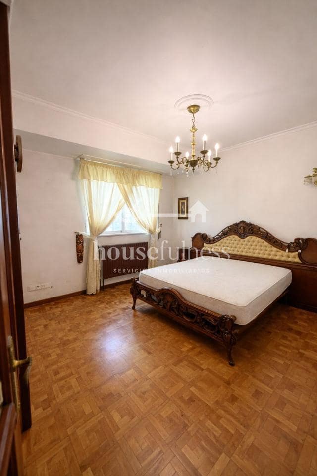 4 soveværelse Lejlighed til salg i Ferrol - € 295.000 (Ref: 9933149)