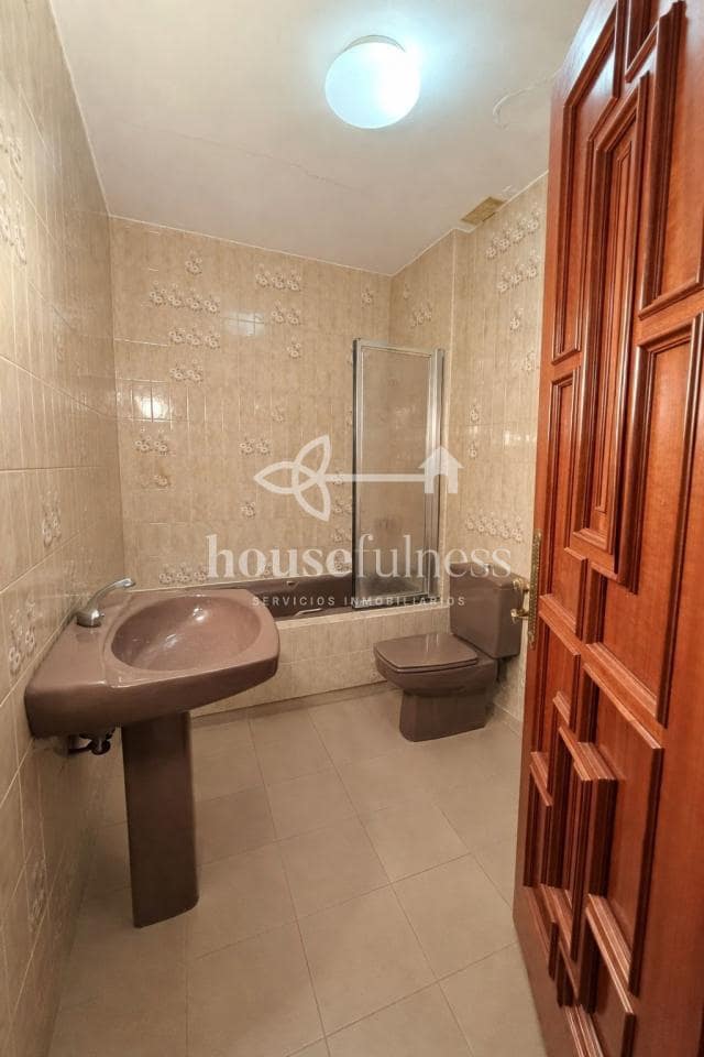 4 soveværelse Lejlighed til salg i Ferrol - € 295.000 (Ref: 9933149)