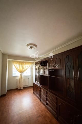 4 soveværelse Lejlighed til salg i Ferrol - € 295.000 (Ref: 9933149)
