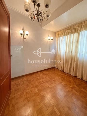 4 soveværelse Lejlighed til salg i Ferrol - € 295.000 (Ref: 9933149)