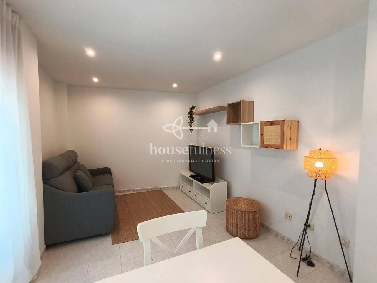 1 bedroom Flat for rent in Ferrol - € 700 (Ref: 9937526)