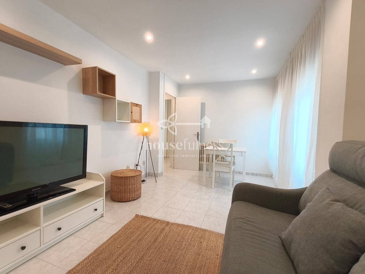 1 bedroom Flat for rent in Ferrol - € 700 (Ref: 9937526)