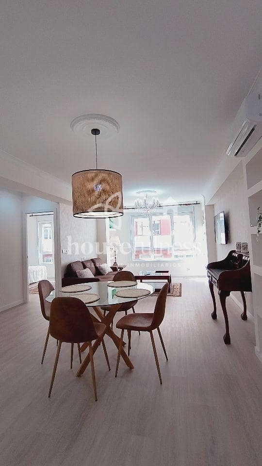 2 bedroom Flat for rent in Ferrol - € 900 (Ref: 9937527)