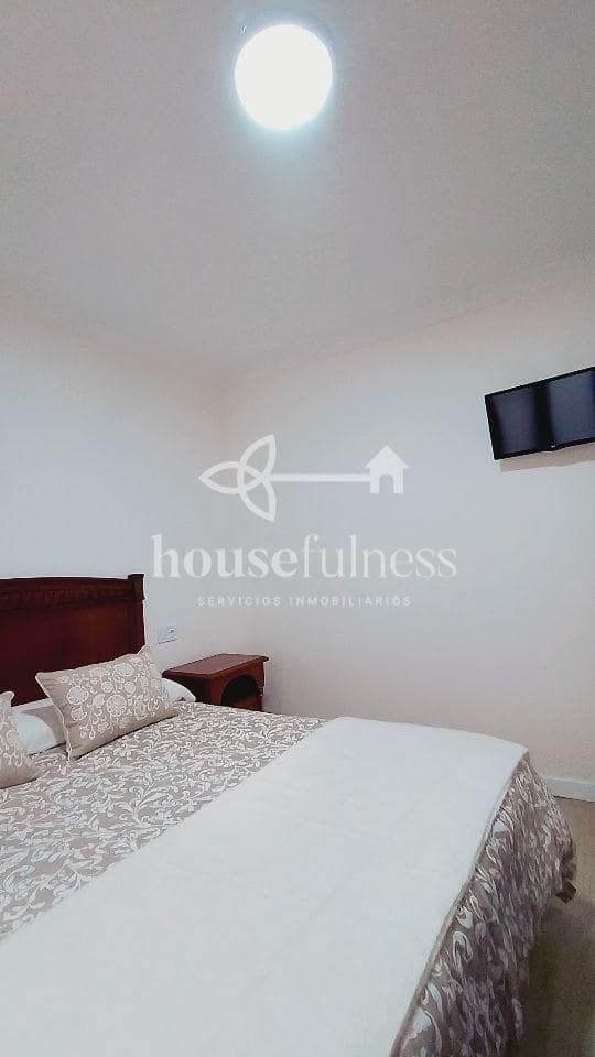 2 bedroom Flat for rent in Ferrol - € 900 (Ref: 9937527)