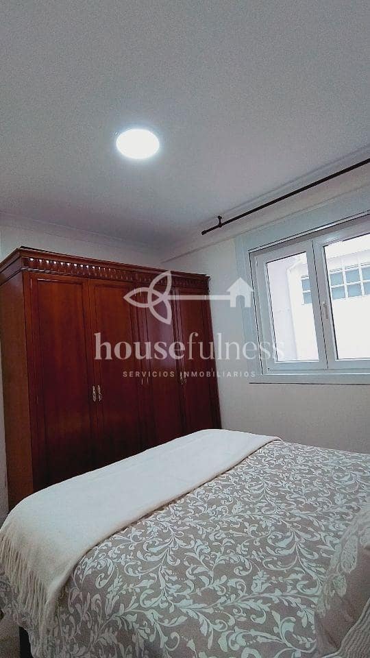 2 bedroom Flat for rent in Ferrol - € 900 (Ref: 9937527)