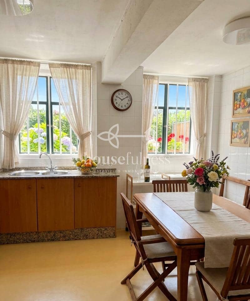 5 bedroom Finca/Country House for rent in Ferrol with pool garage - € 4,000 (Ref: 9939380)